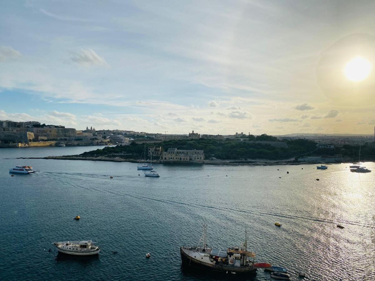 Sliema Seaview Apartment- Valletta Views - Apt 8, 49 Tigne Point Mansions Exteriér fotografie